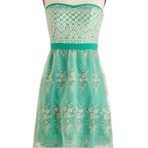 Modcloth Scene Stealing Sweetie Dress NWT Size S